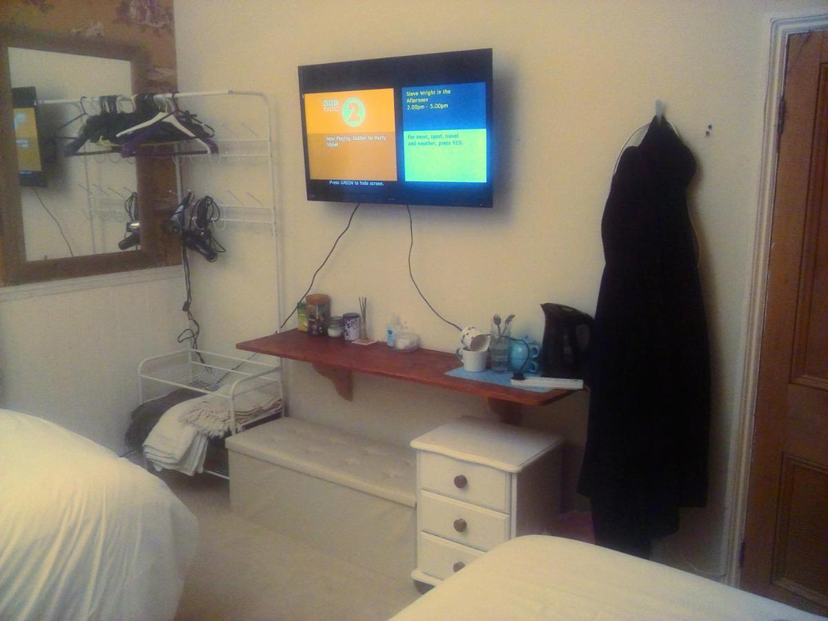 The Principality 2 Singles Bedroom Cardiff Eksteriør bilde