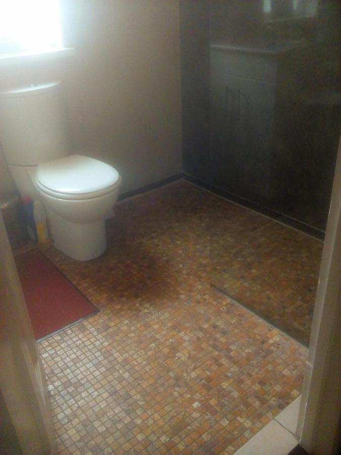 The Principality 2 Singles Bedroom Cardiff Eksteriør bilde