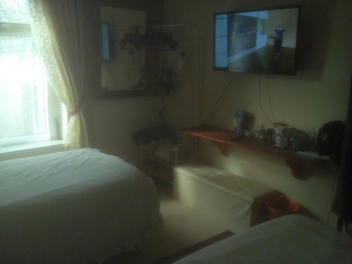 The Principality 2 Singles Bedroom Cardiff Eksteriør bilde